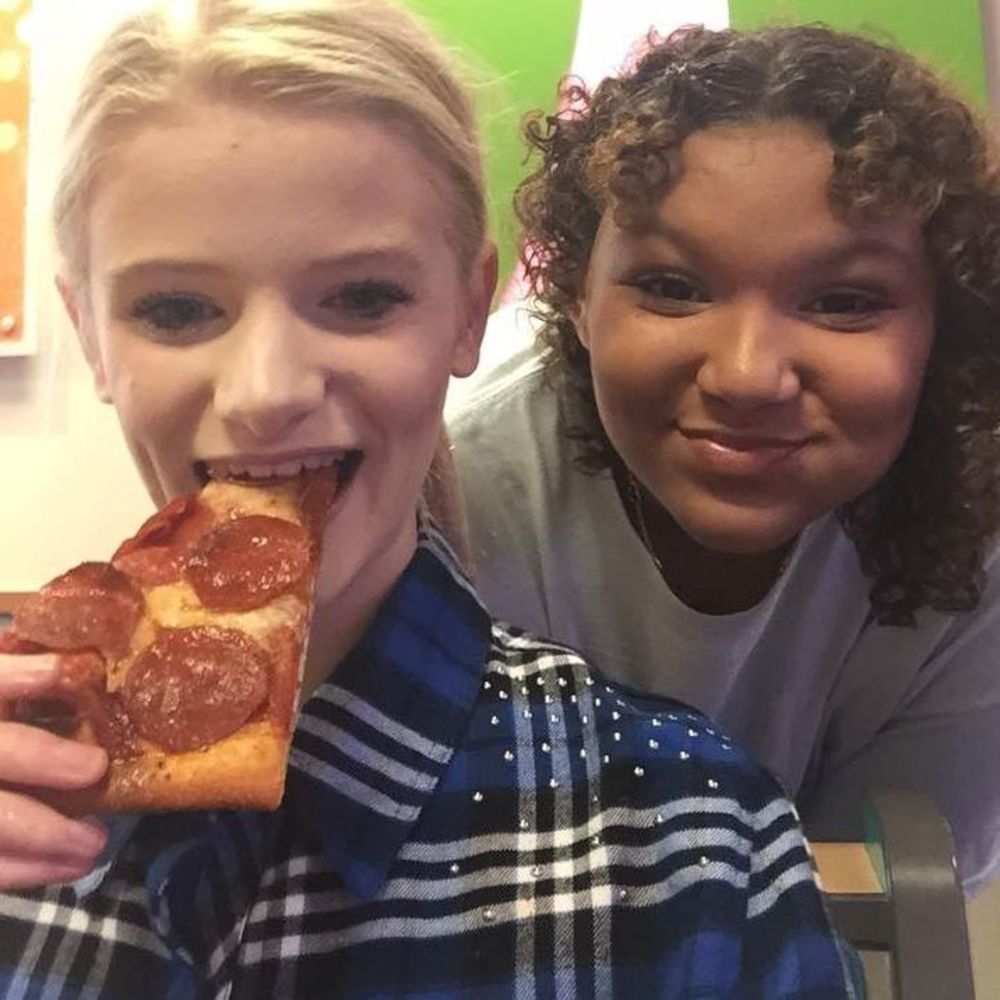 Meet your Posher, Mikaela